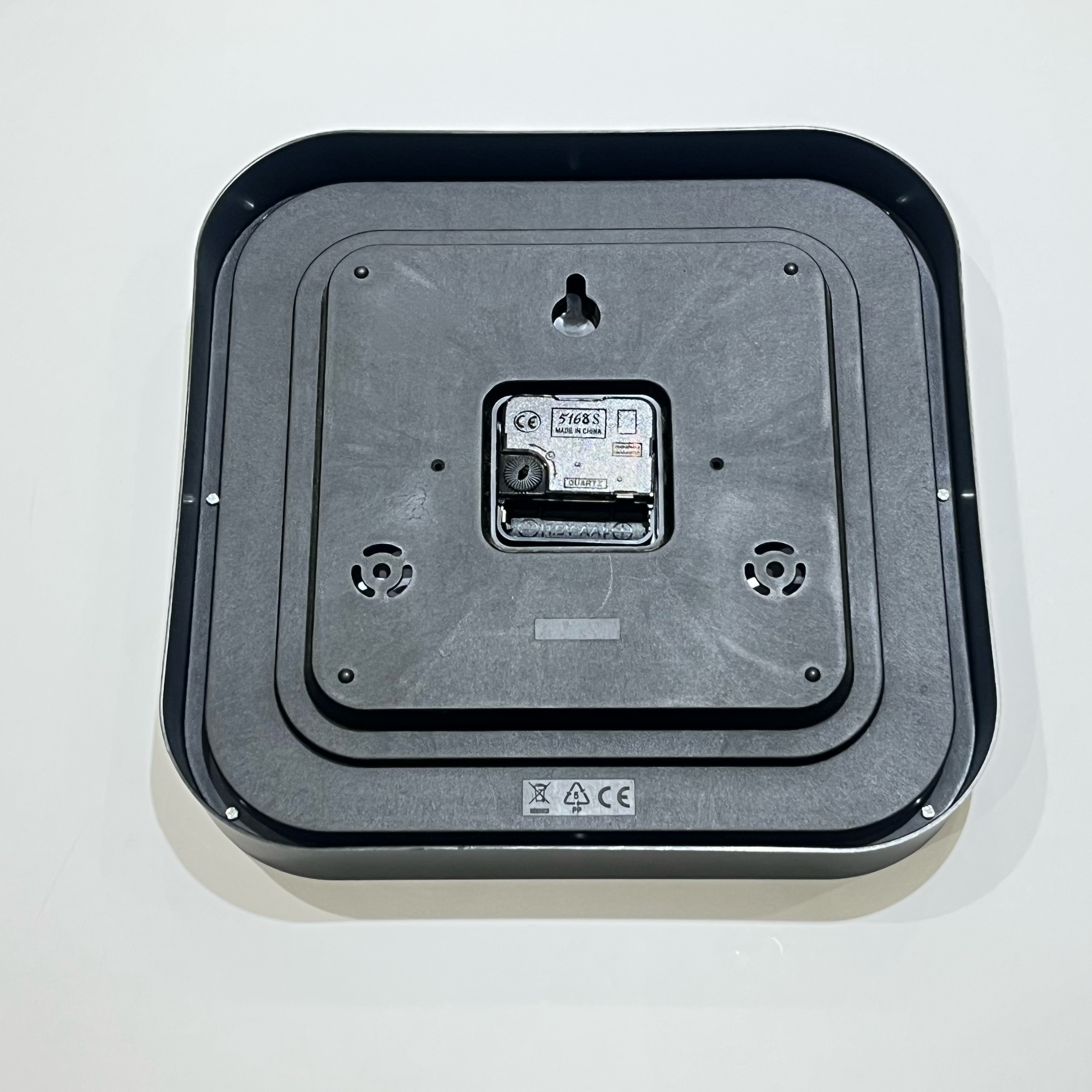 9880 B